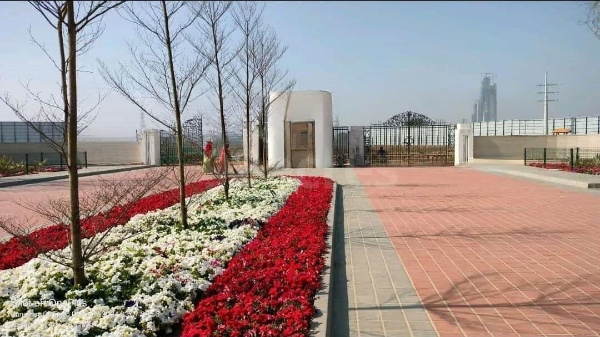 DLF Privana South
